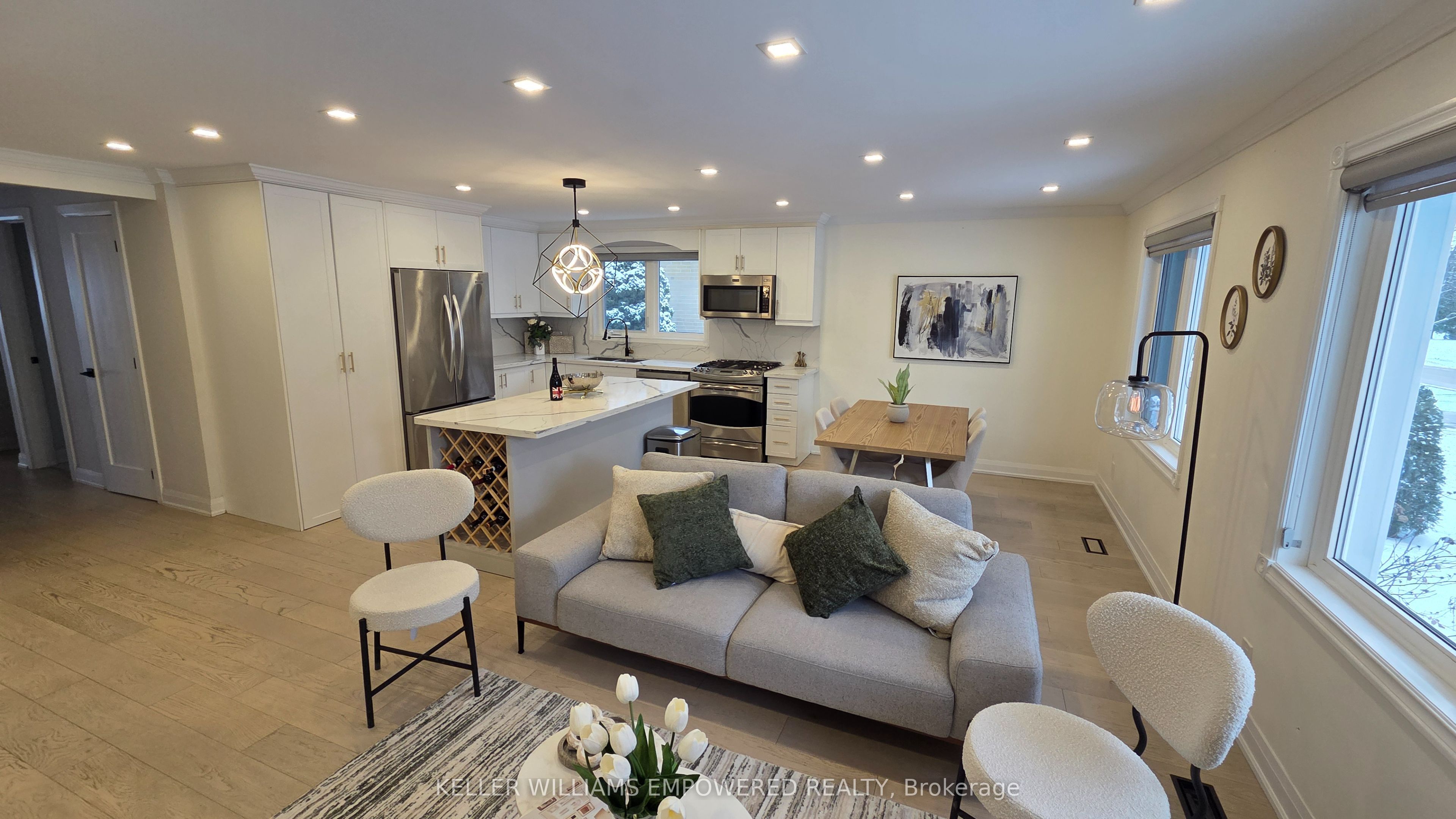 333 Paliser Crescent S