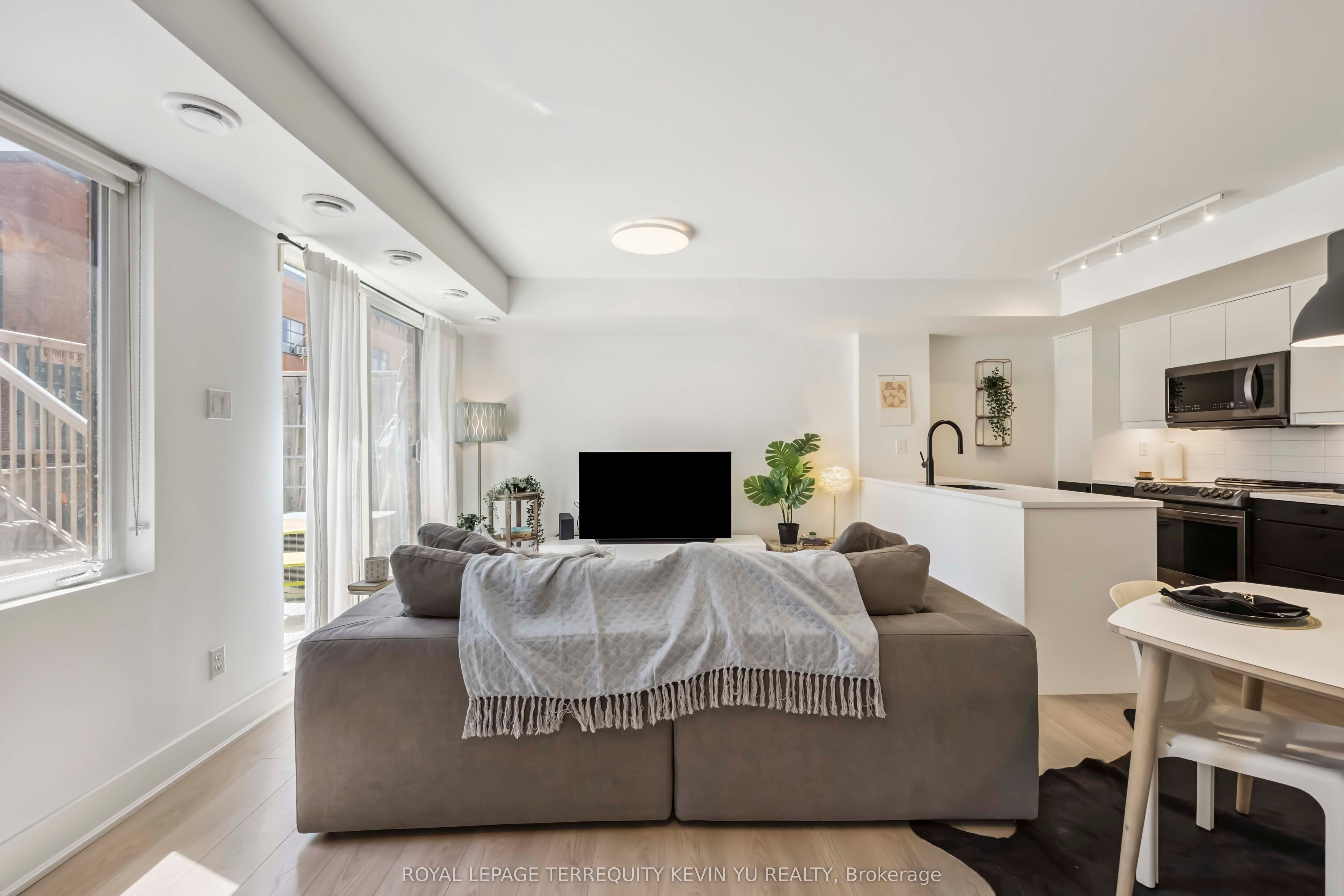 1 Ruttan Street 107