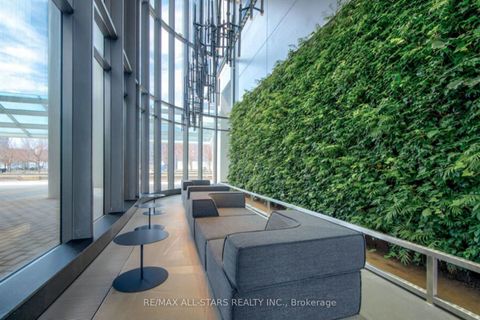 16 Bonnycastle Street 3501 Toronto ON M5A 0C9