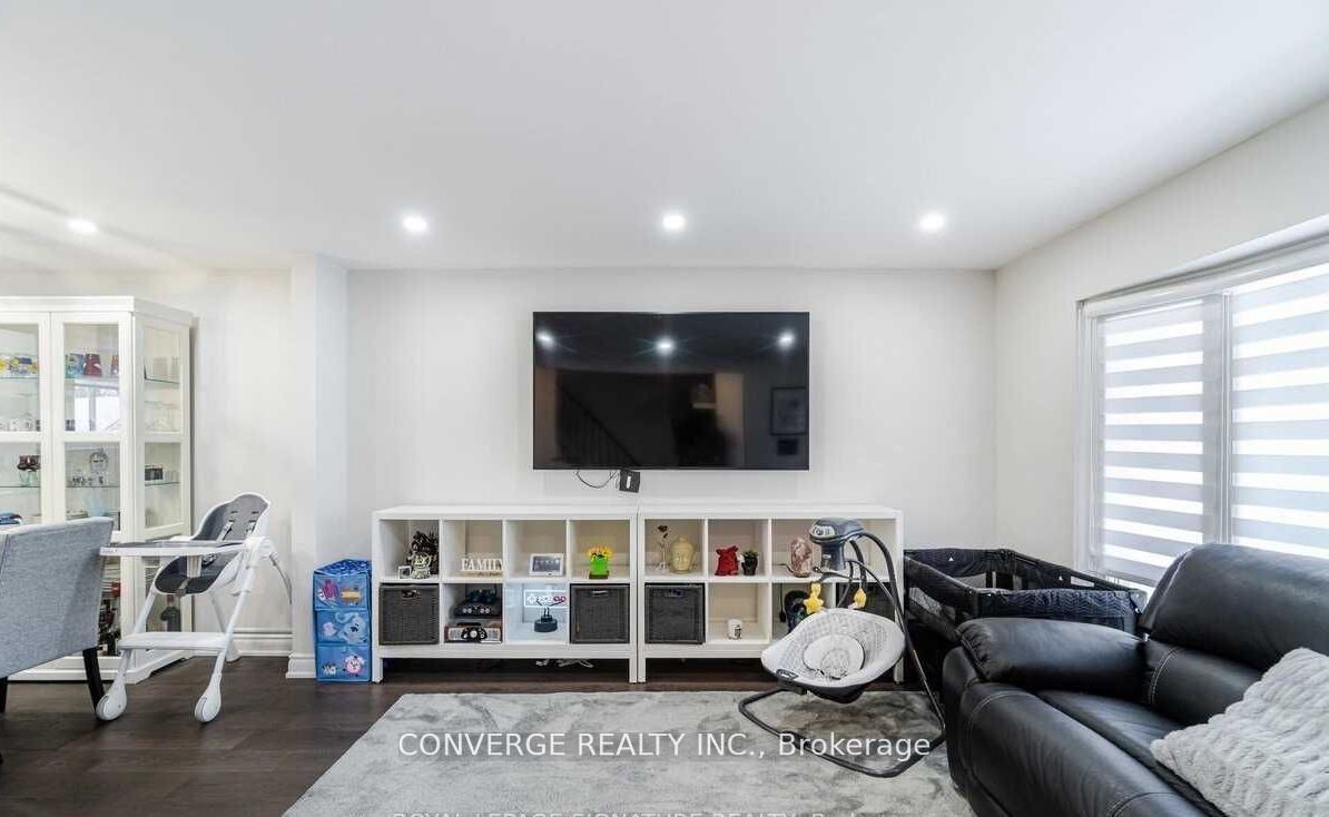 39 Greenwood Crescent
