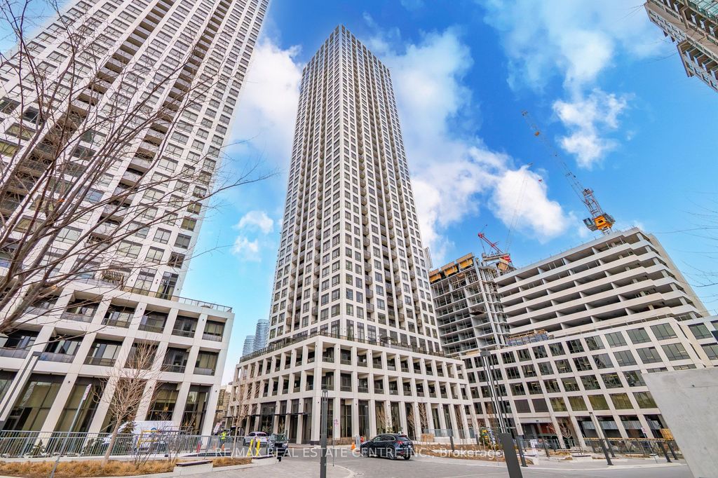 Photo of 30 Elm Drive #610, Mississauga, ON L5B 0N6 (MLS # W12933540)