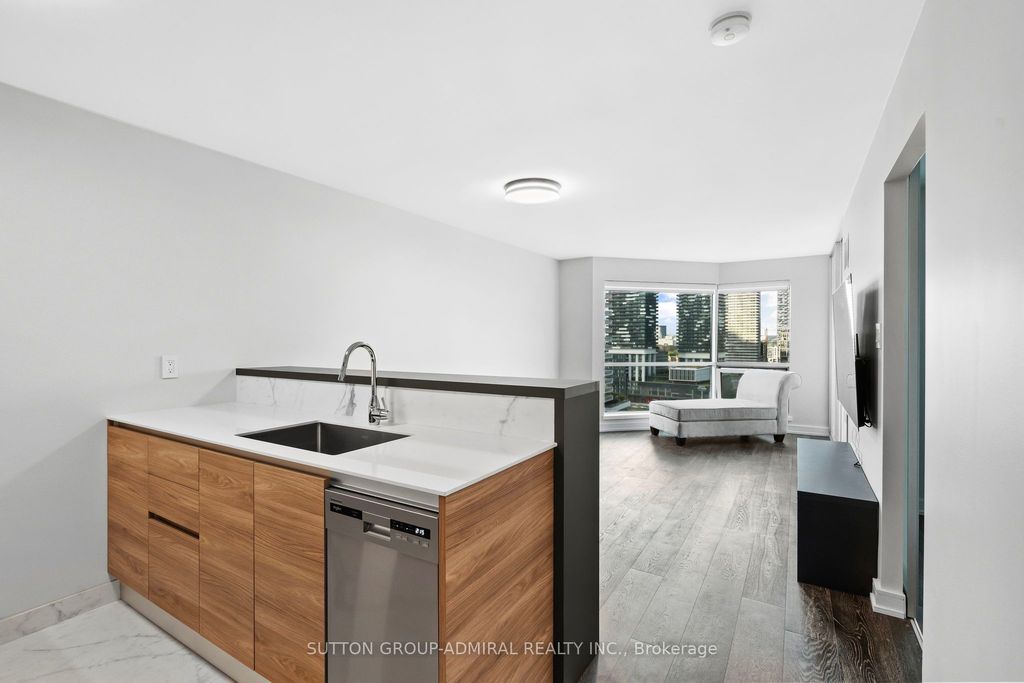 Photo of 10 Yonge Street #1910, Toronto, ON M5E 1R4 (MLS # C12266262)