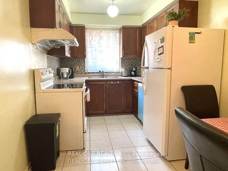 1235 Blackburn Drive Unit 2