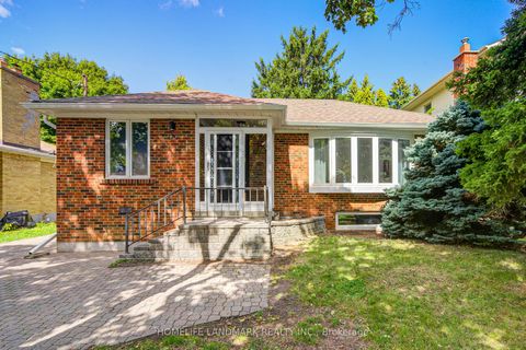Photo of 176 Mckee Avenue, Toronto, ON M2N 4C7 (MLS # C12414037)