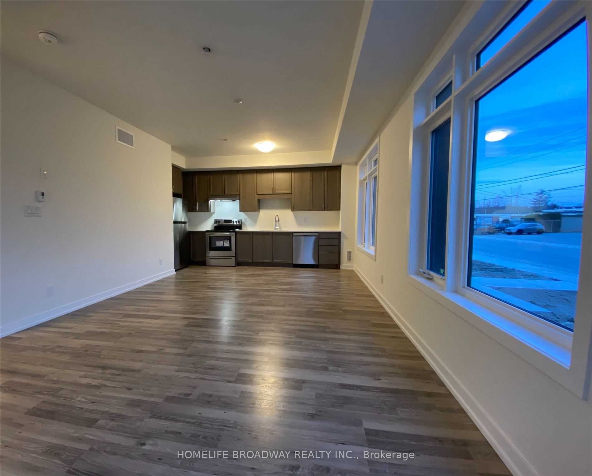 370 Red Maple Road 113