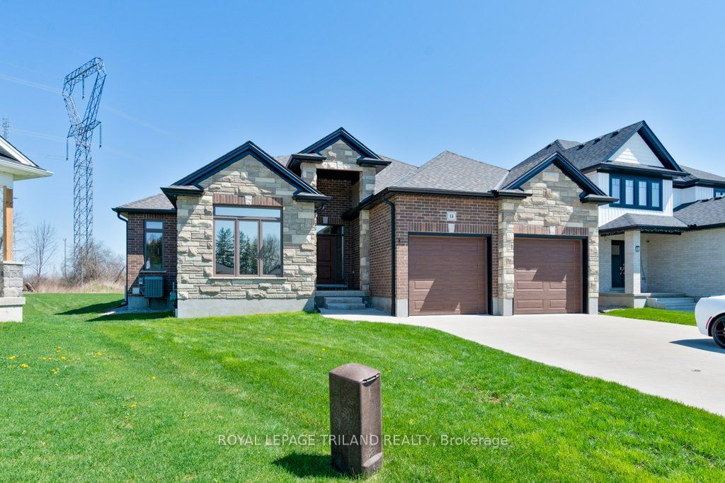 Photo of 14 REA Court, Southwold, ON N6L 1M1 (MLS # X13036418)
