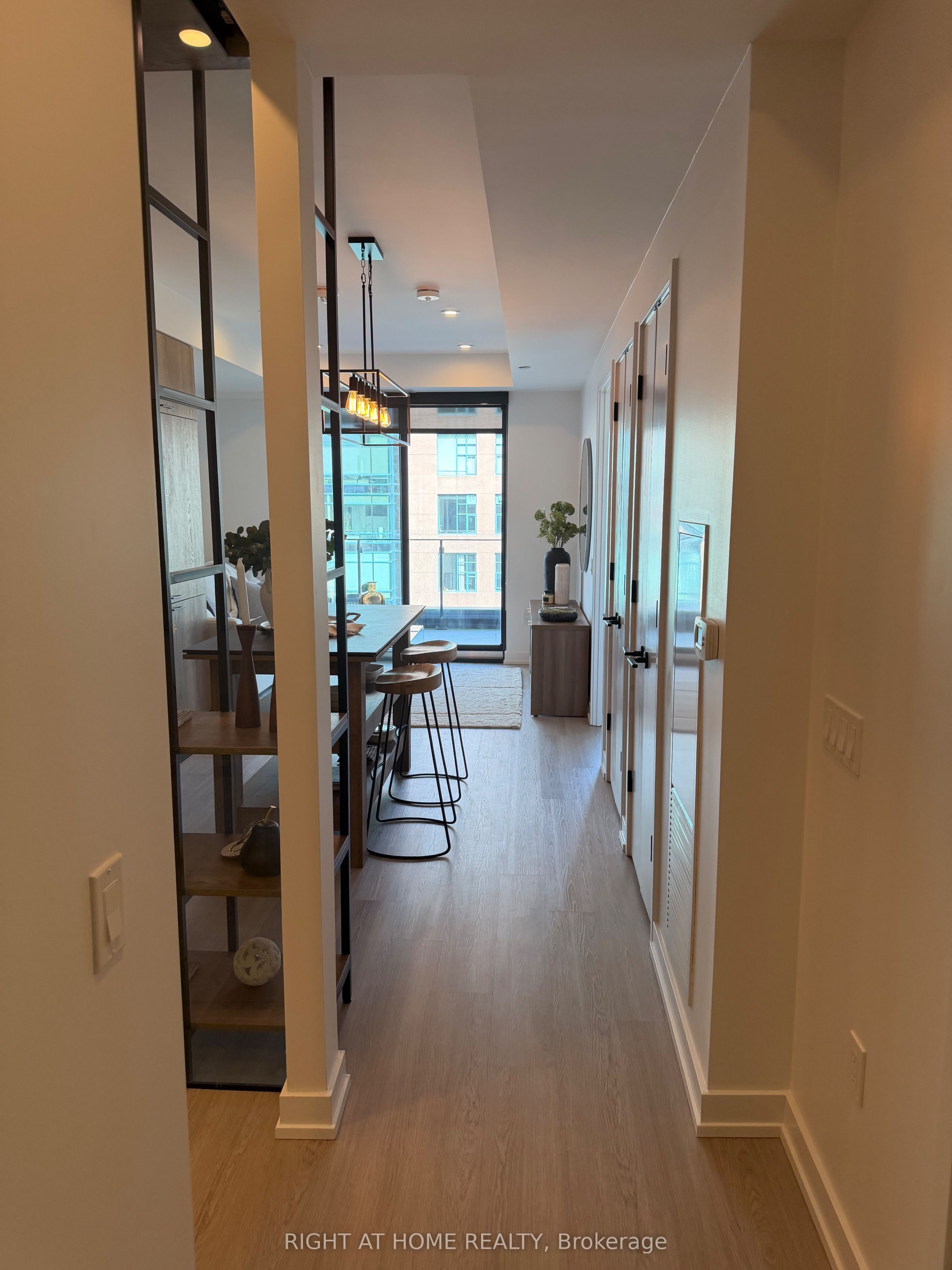 505 Richmond Street W 623