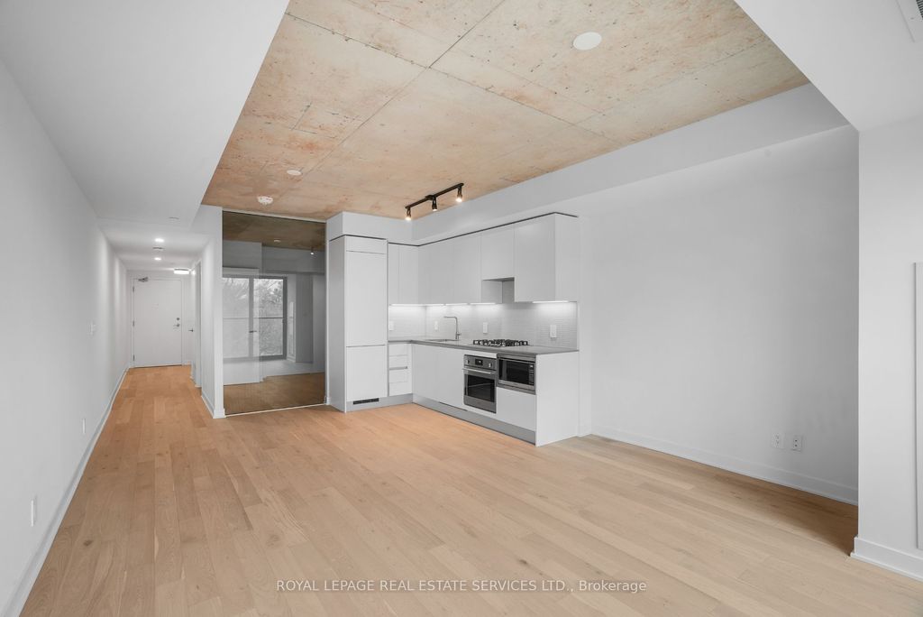 Photo of 2720 Dundas Street W #302, Toronto, ON M6P 1Y2 (MLS # W12320041)