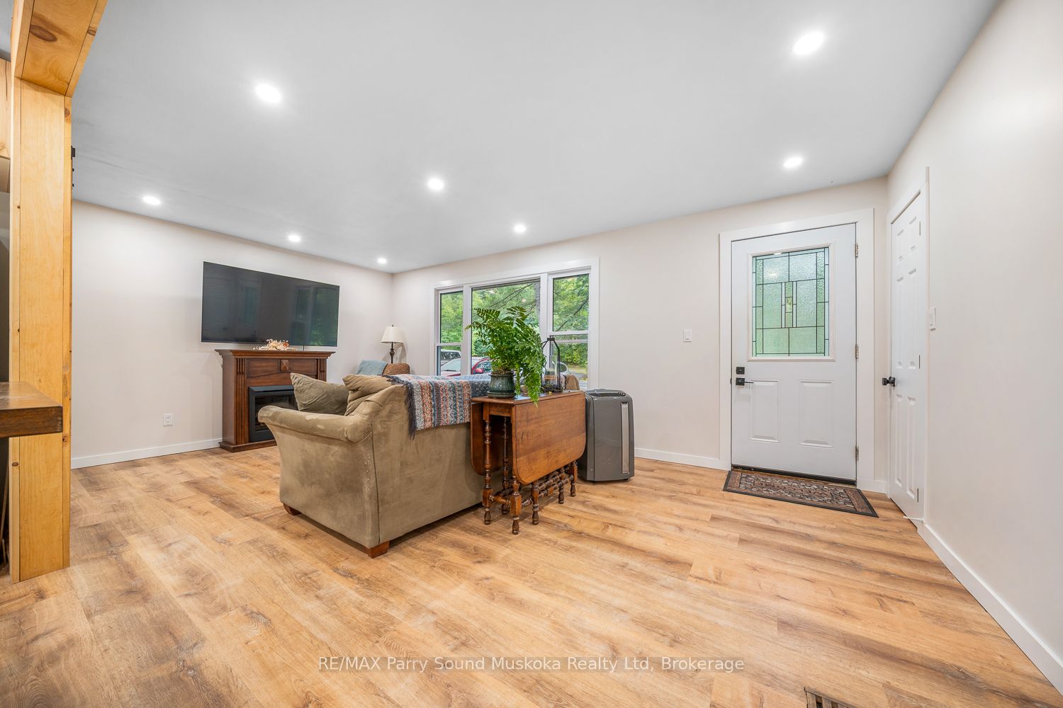 104 Parry Sound Drive