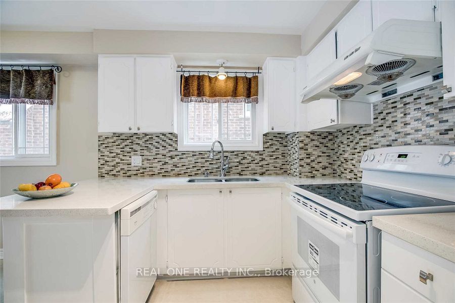 4139 Quaker Hill Drive