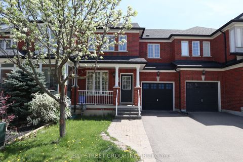19 Macgregor Avenue Richmond Hill ON L4B 4S8