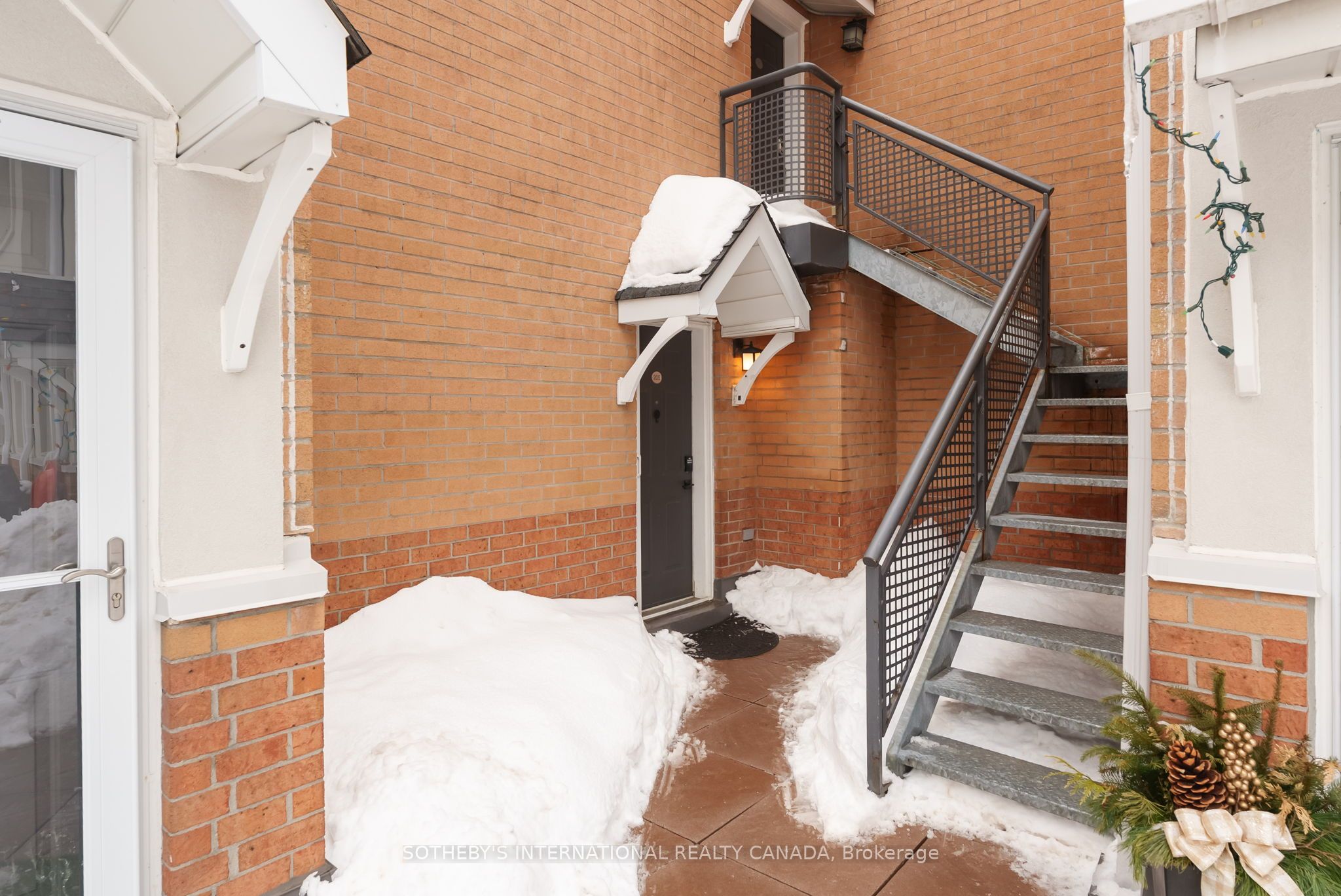 101 Hammersmith Avenue 205