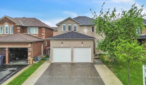 4 Peppertree Crescent Brampton ON L6R 1N4