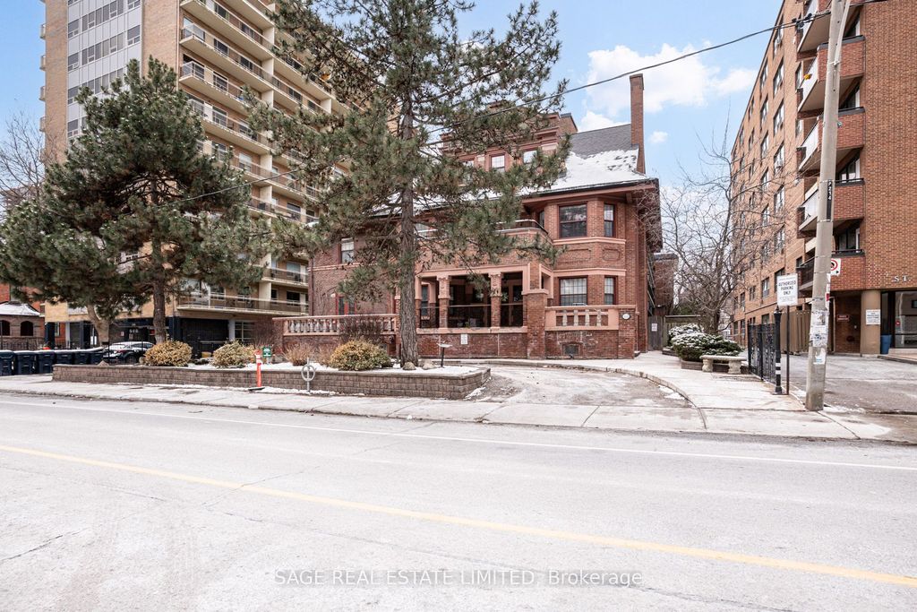 Photo of 212 St. George Street #503, Toronto, ON M5R 2N5 (MLS # C12897246)