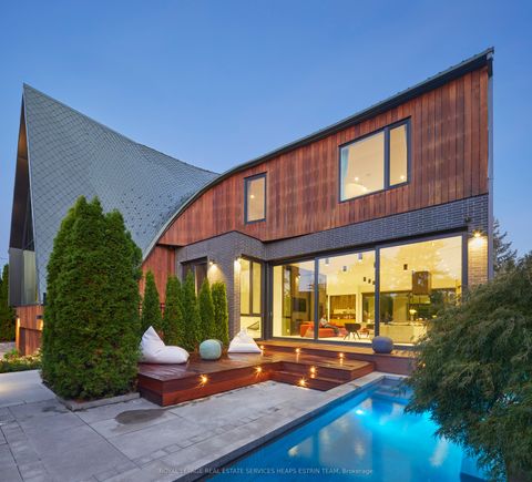 108 Stratford Crescent Toronto ON M4N 1C6