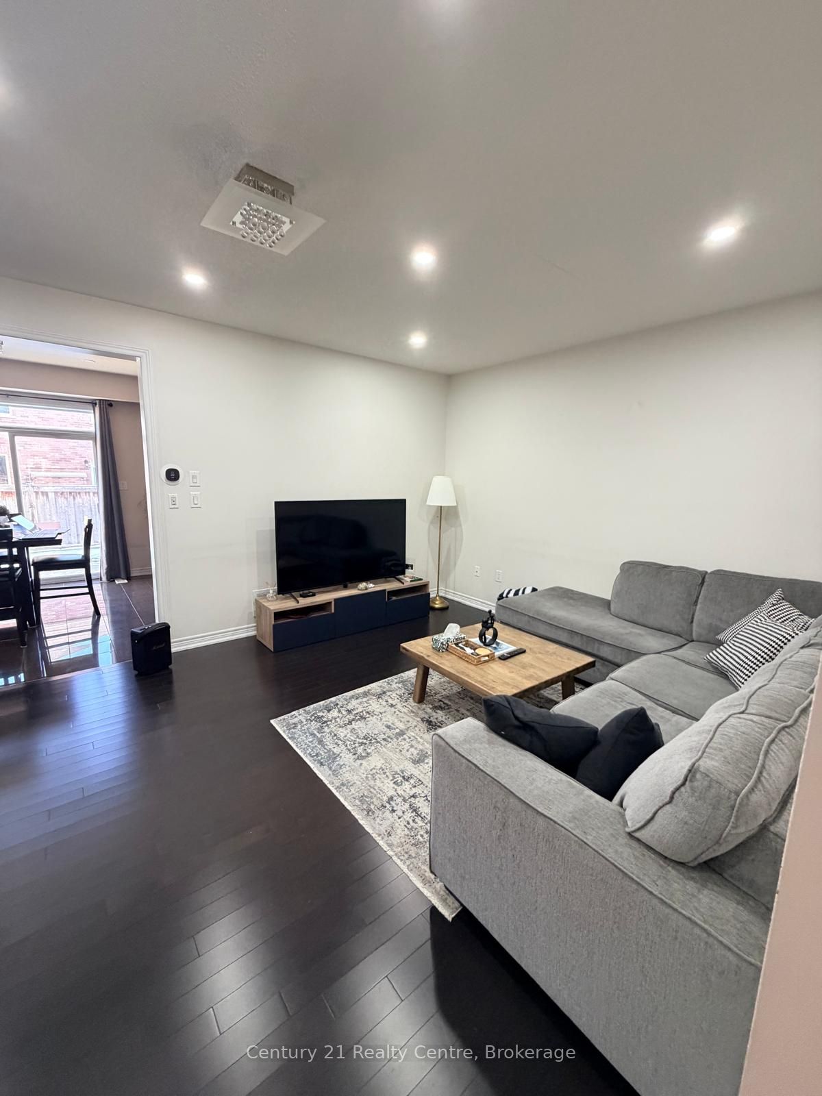 59 Antibes Drive Main