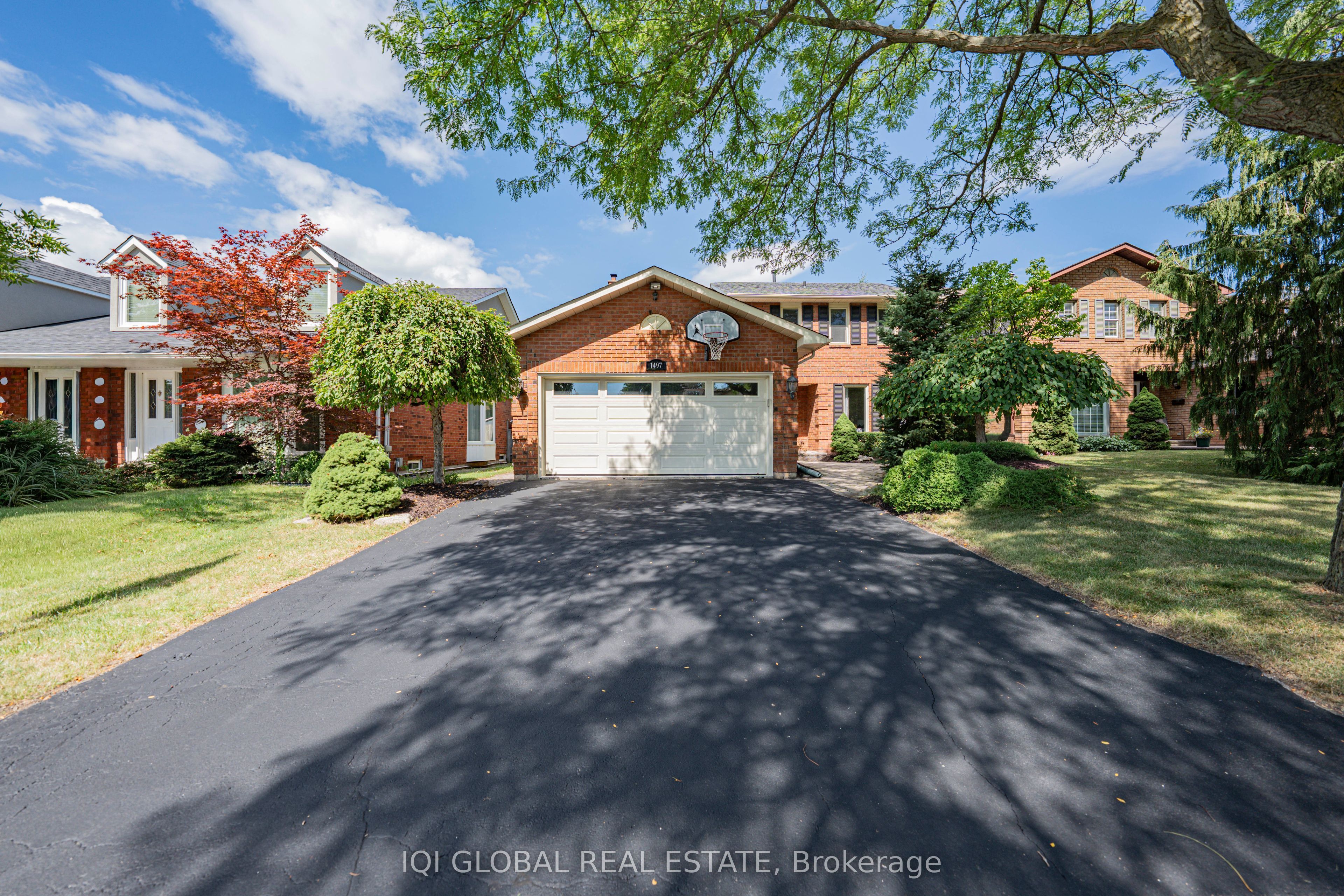 1497 Greenbriar Drive