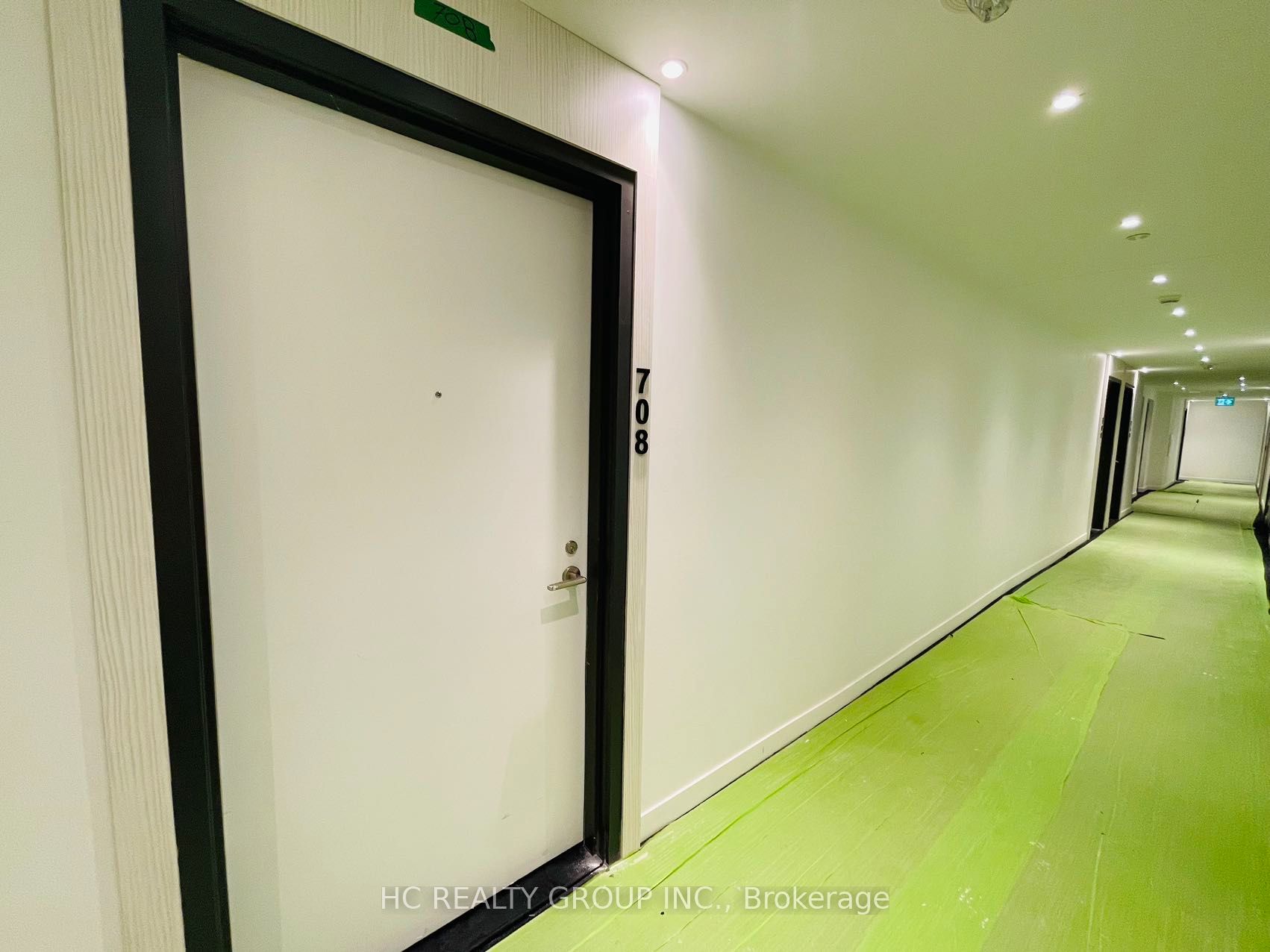 185 Alberta Avenue 708