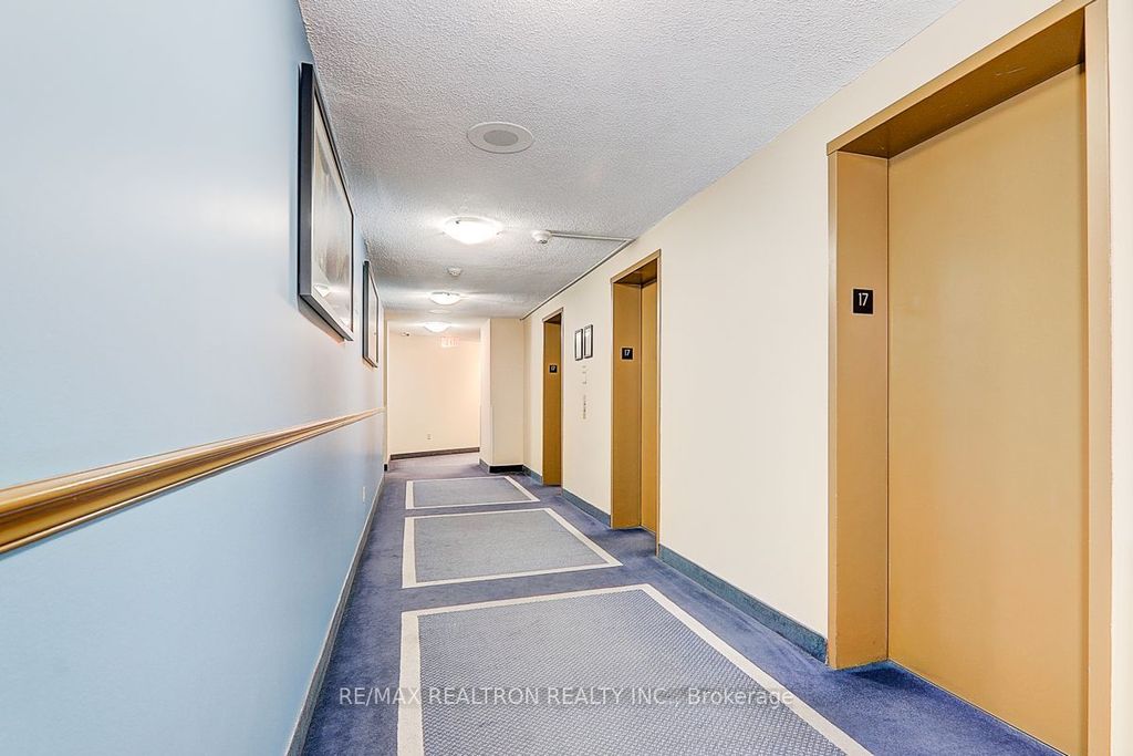 Photo of 3050 Ellesmere Road #1701, Toronto, ON M1E 5E6 (MLS # E13238208)