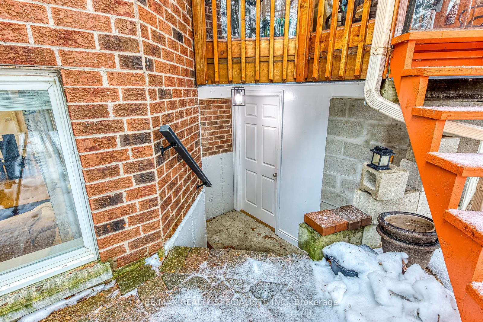 6152 Hardesty Crescent BSMT