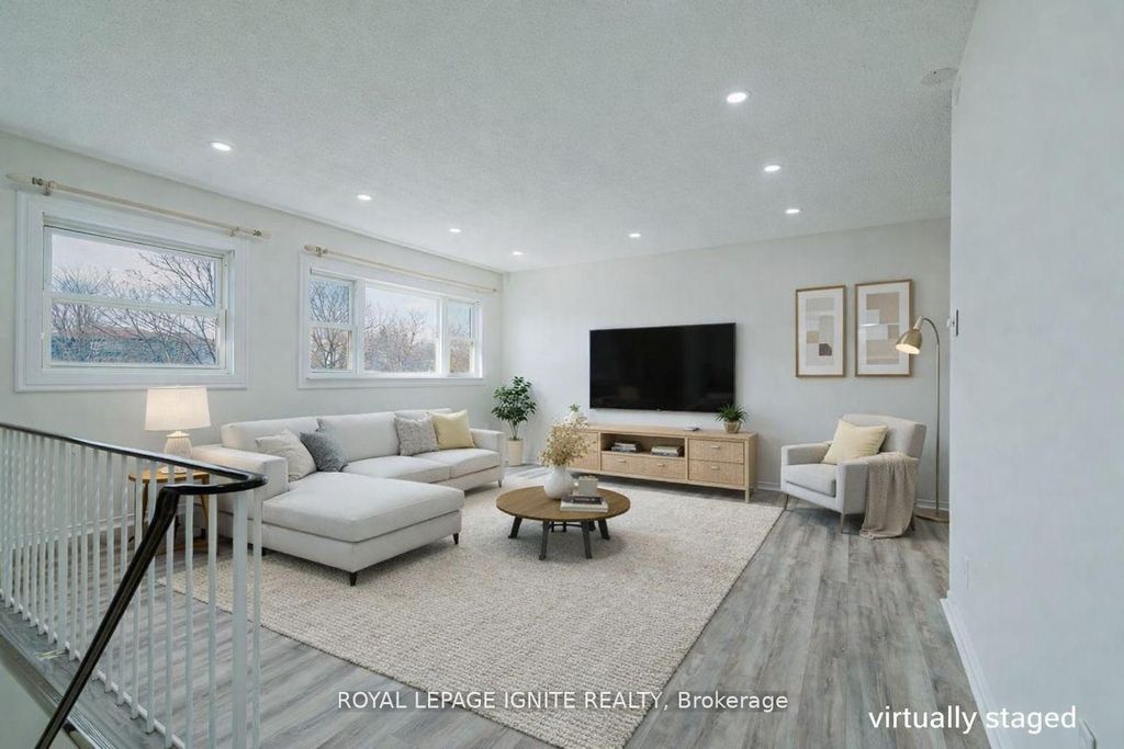 Photo of 1389 Palmetto Drive, Oshawa, ON L1K 1N1 (MLS # E13045954)