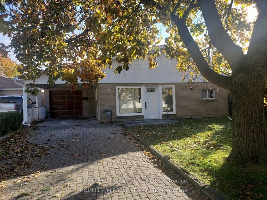 Photo of 7496 Redstone Road, Mississauga, ON L4T 2B6 (MLS # W13529600)