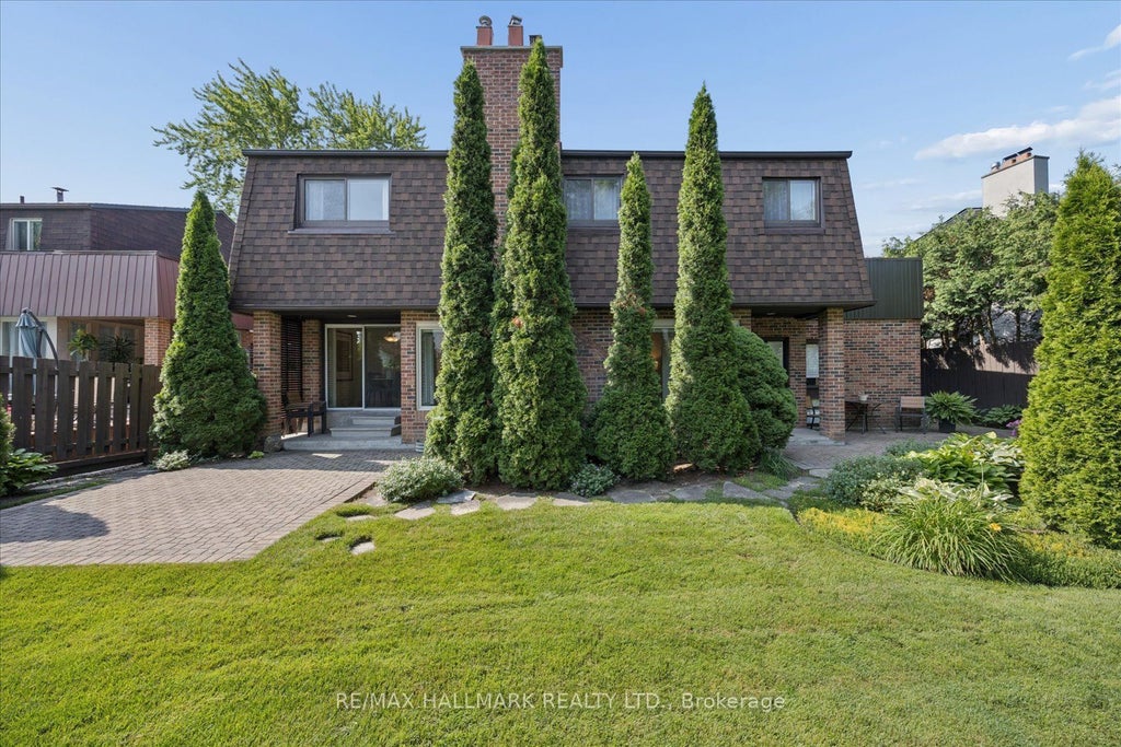 Photo of 42 Reesorville Road, Markham, ON L3P 3L2 (MLS # N13585742)