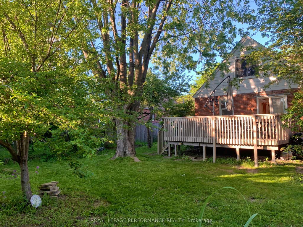 Photo of 10 Faulkland Road, Toronto, ON M1L 3S3 (MLS # E13435594)