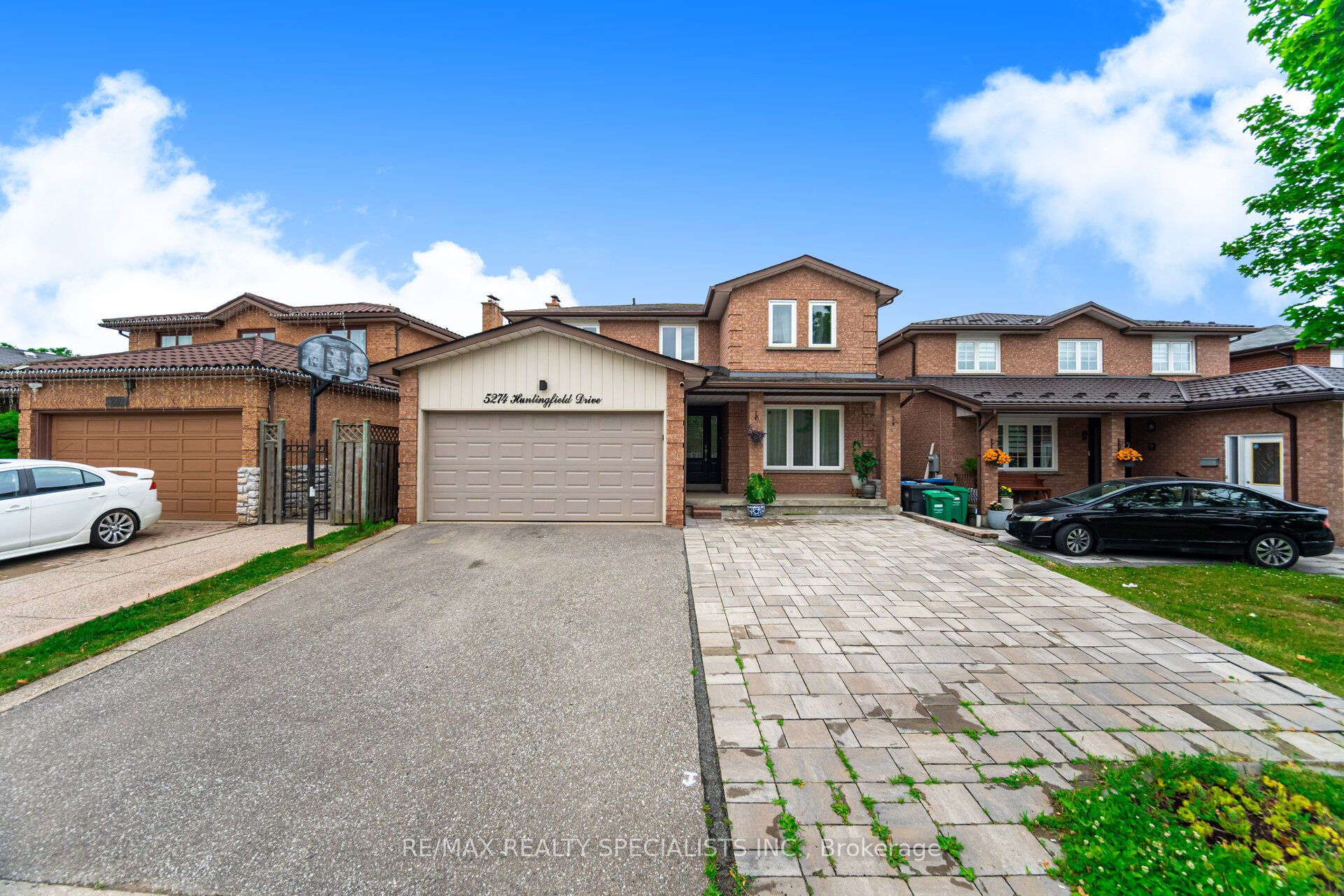 5274 Huntingfield Drive