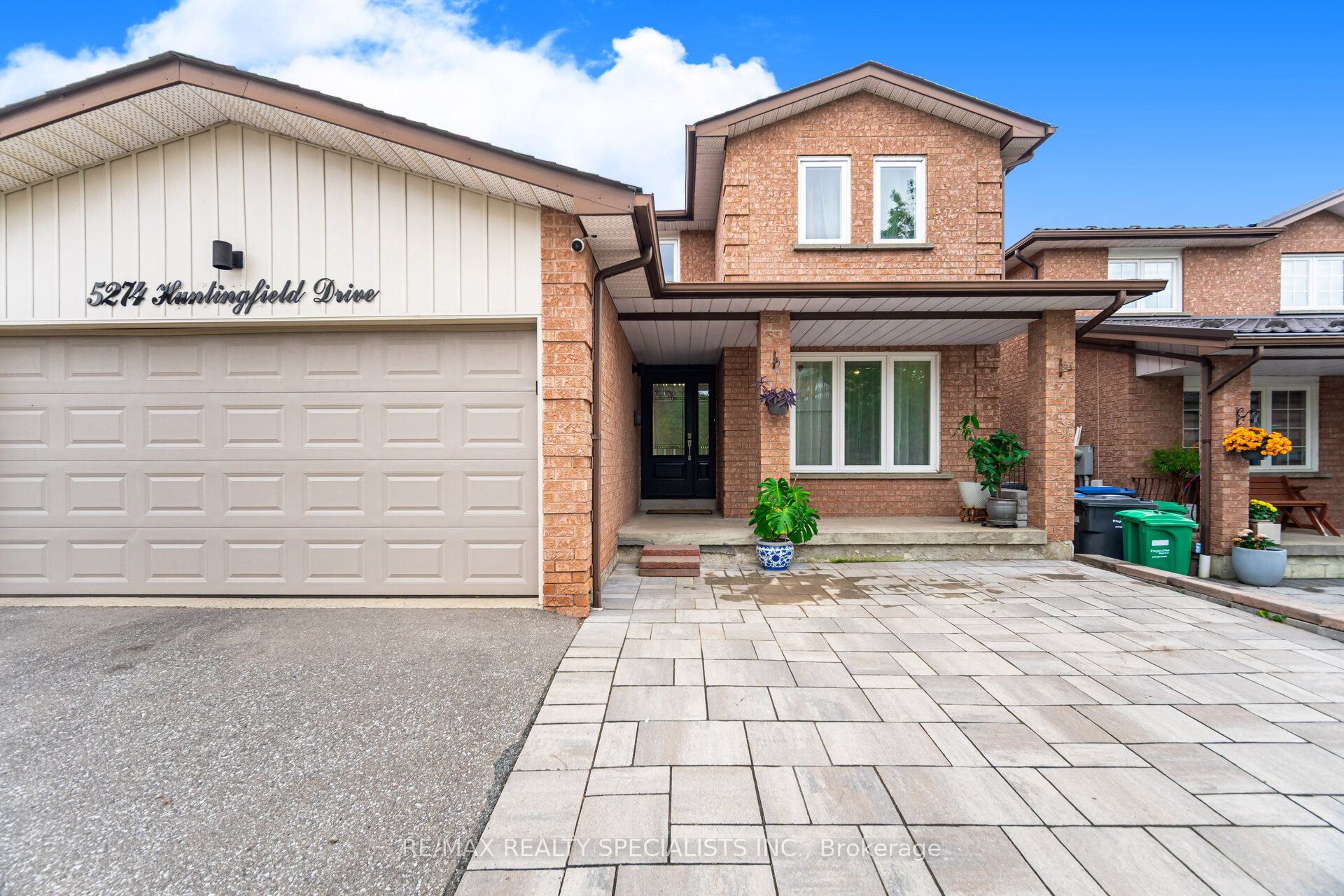 5274 Huntingfield Drive