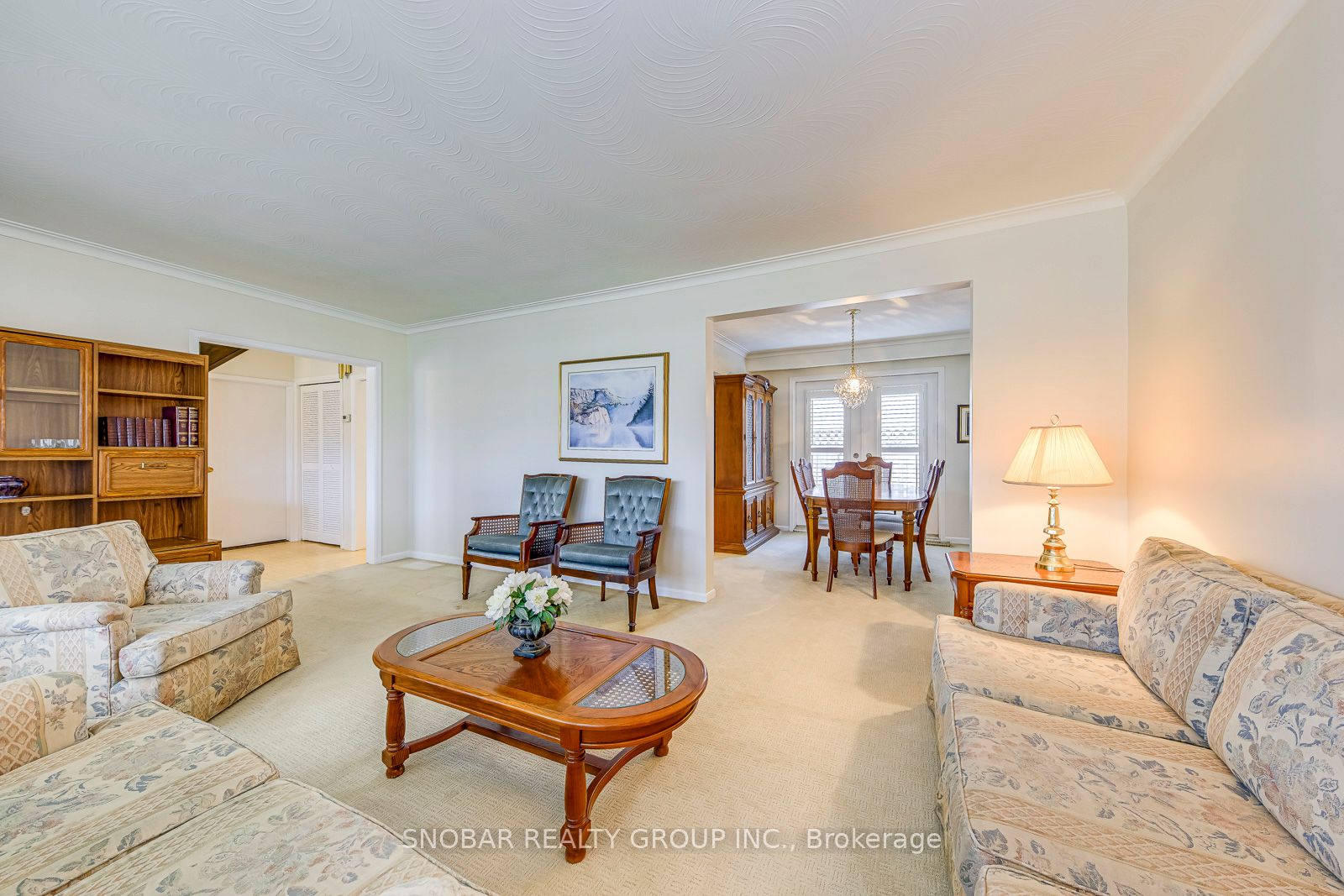 2 Hartsdale Drive
