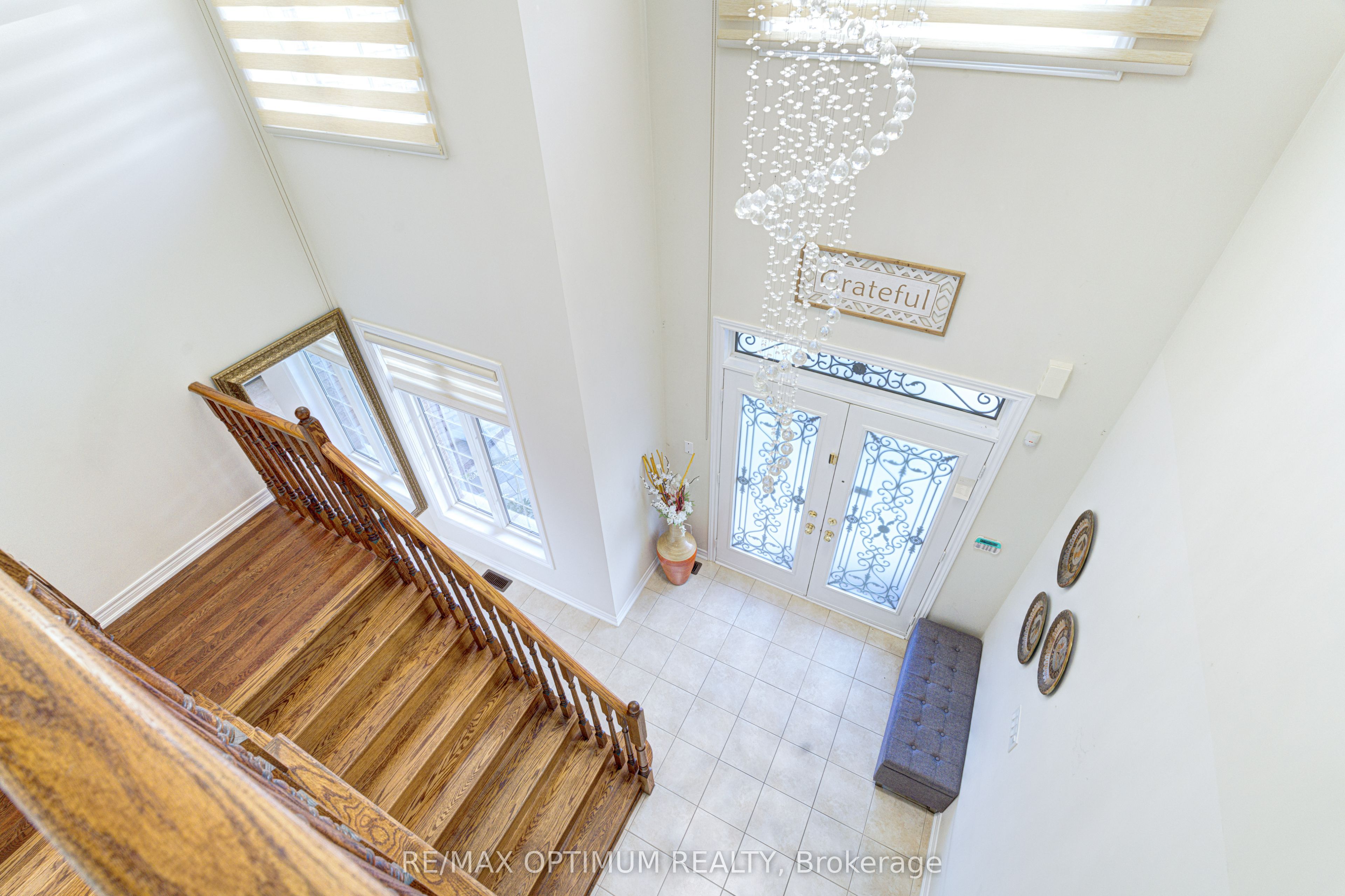 54 Midcrest Circle