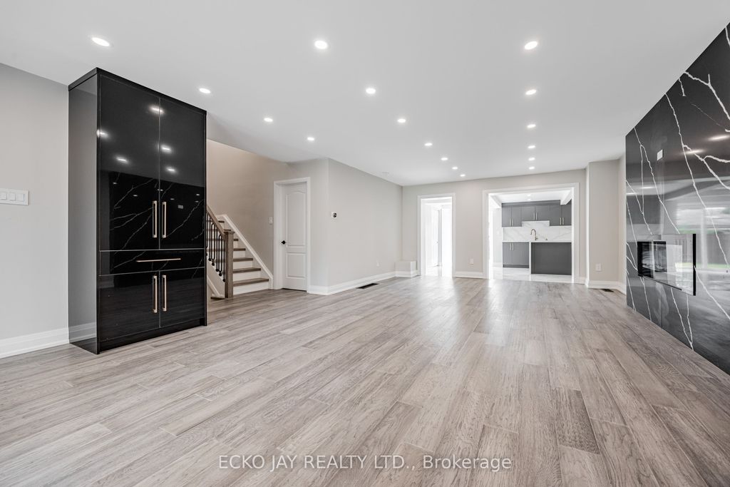 Photo of 32 Hirondelle Place, Toronto, ON M3A 1V8 (MLS # C12404251)