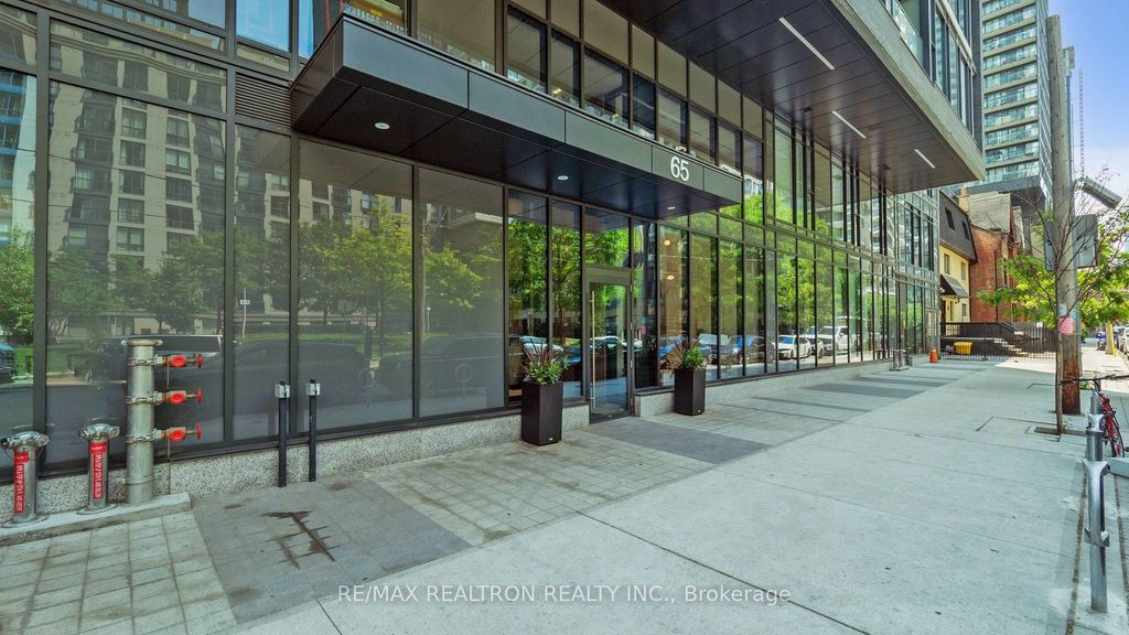 Photo of 65 Mutual Street #1702, Toronto, ON M5B 0E5 (MLS # C12570468)