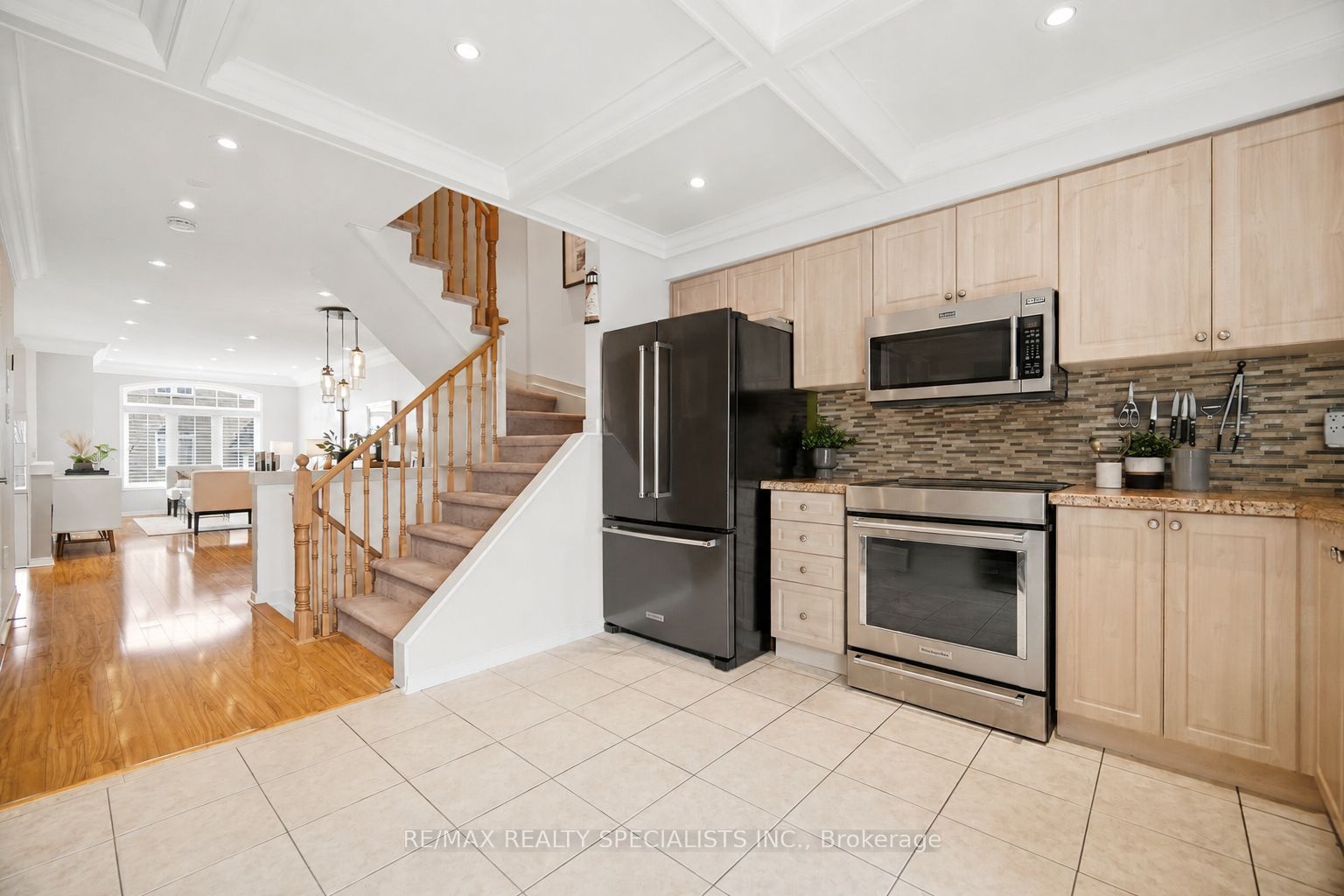 3378 Redpath Circle