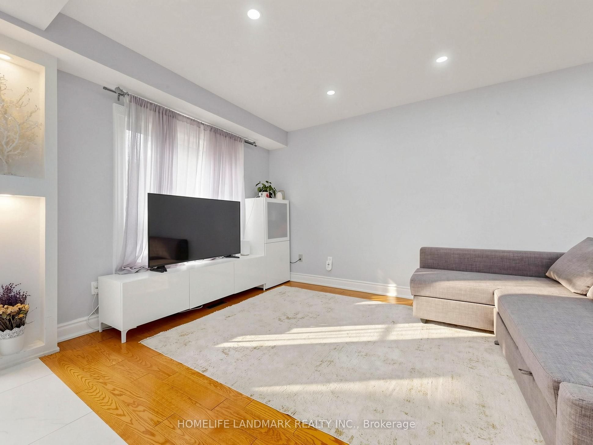 1480 Britannia Road W 120