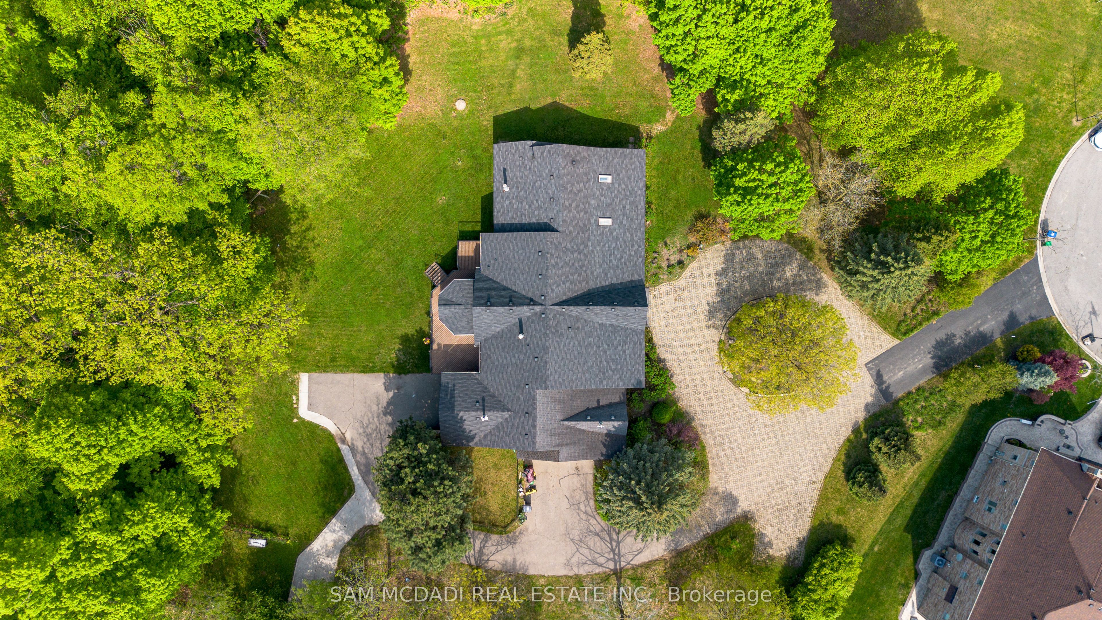 16 Calstock Place