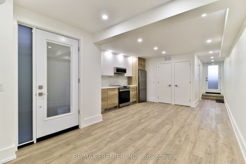 88 Lindsey Avenue Bsmt Toronto ON M6H 1E3