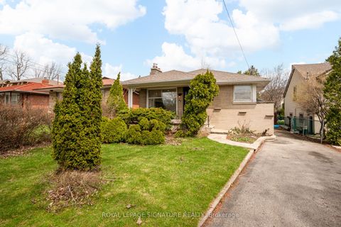 47 Tremont Road Toronto ON M9B 3X3