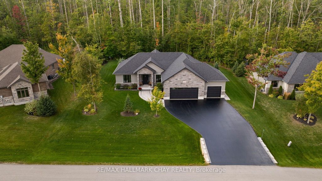 Photo of 8 Byers Street, Springwater, ON L9X 2A3 (MLS # S13038360)