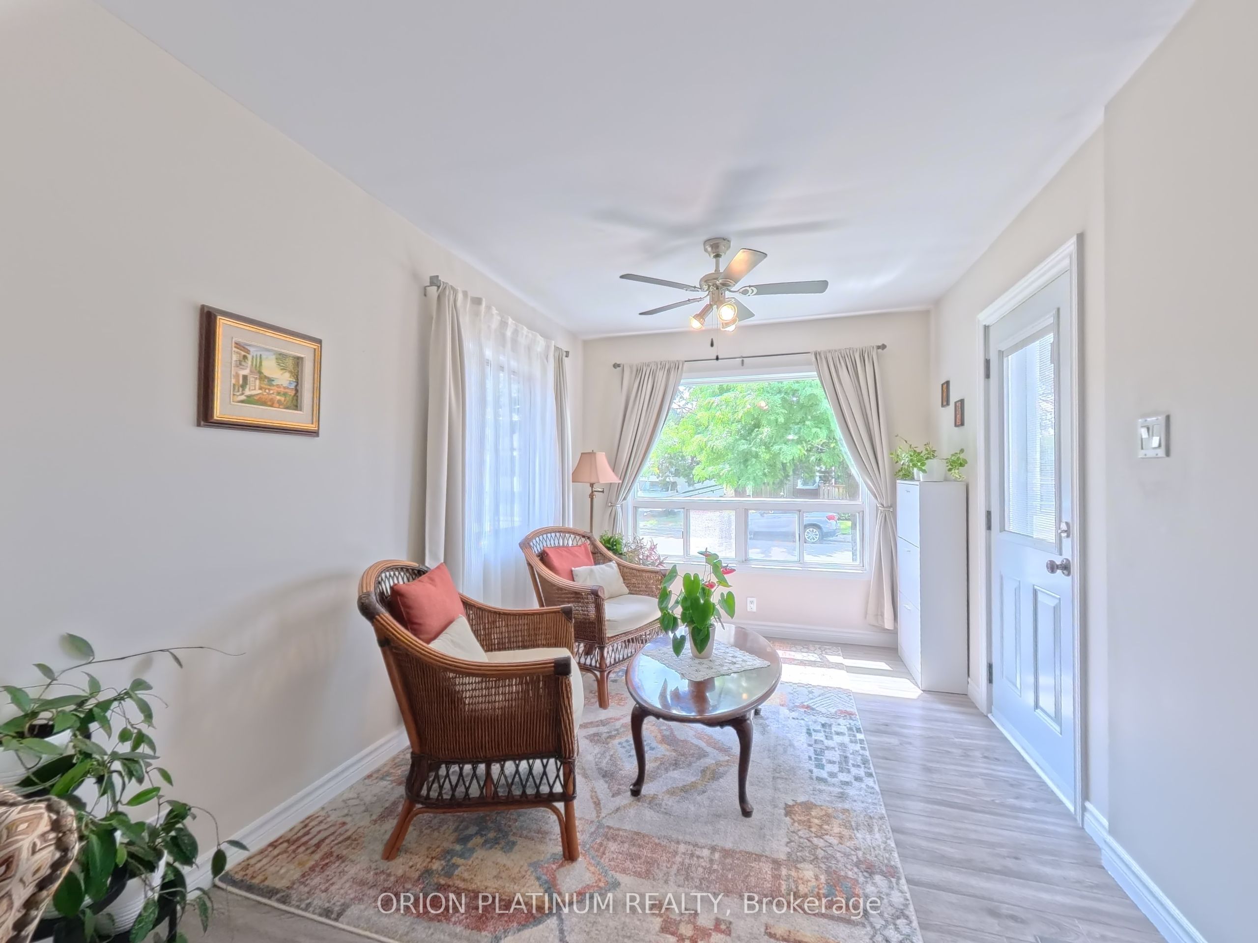 37 Chetwood Street N