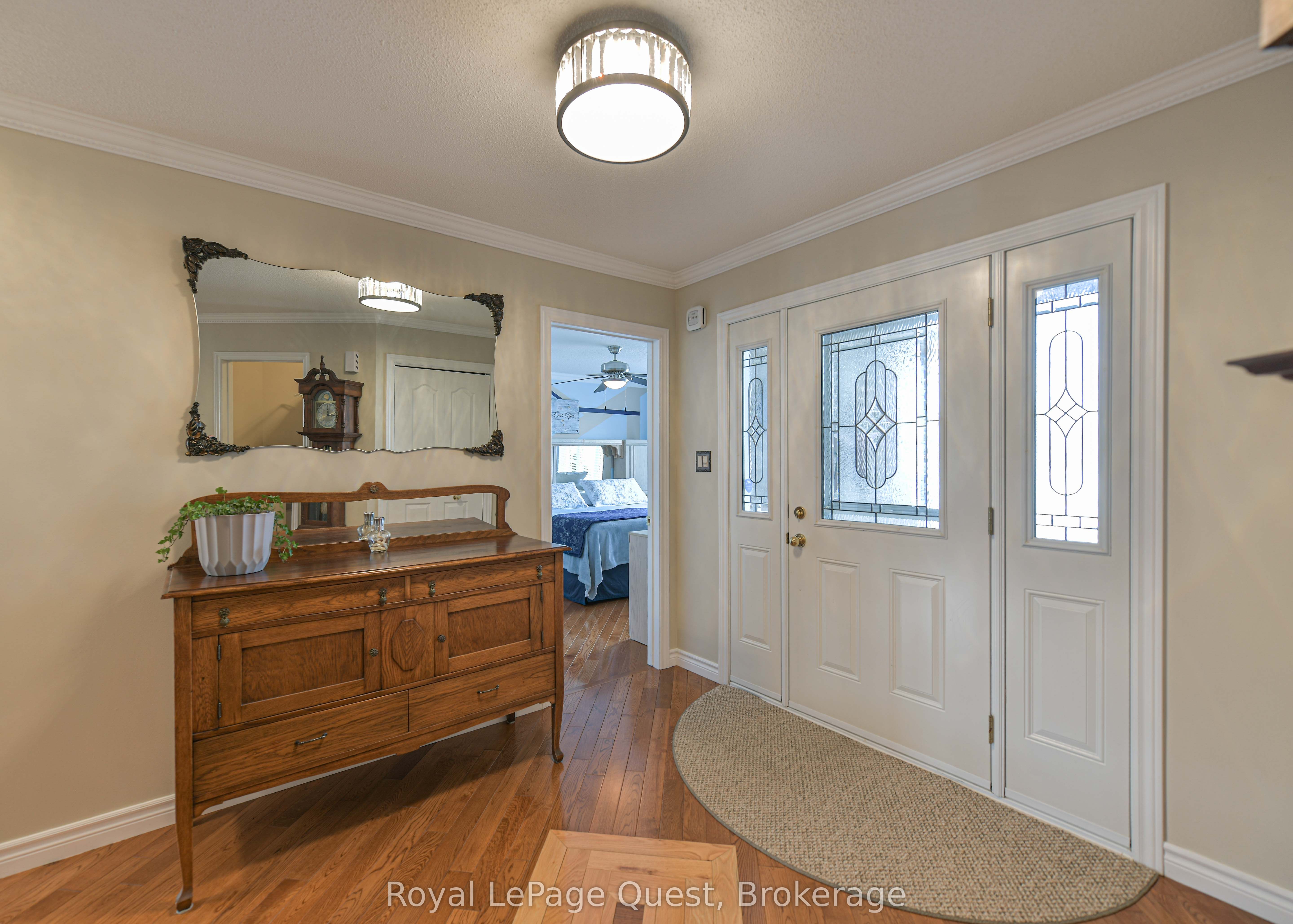 4662 Zachary Crescent
