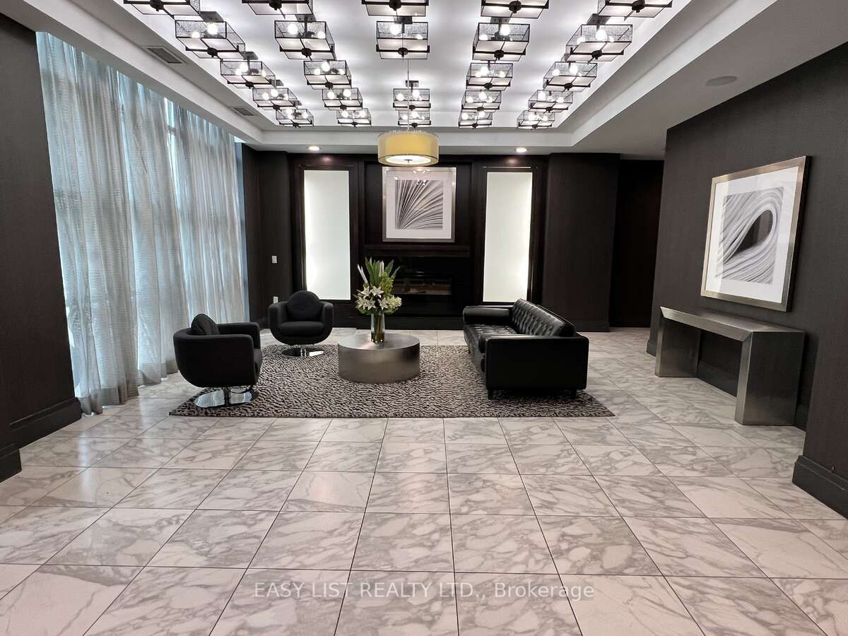 125 Western Battery Road 1402