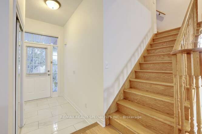 5689 Longboat Avenue