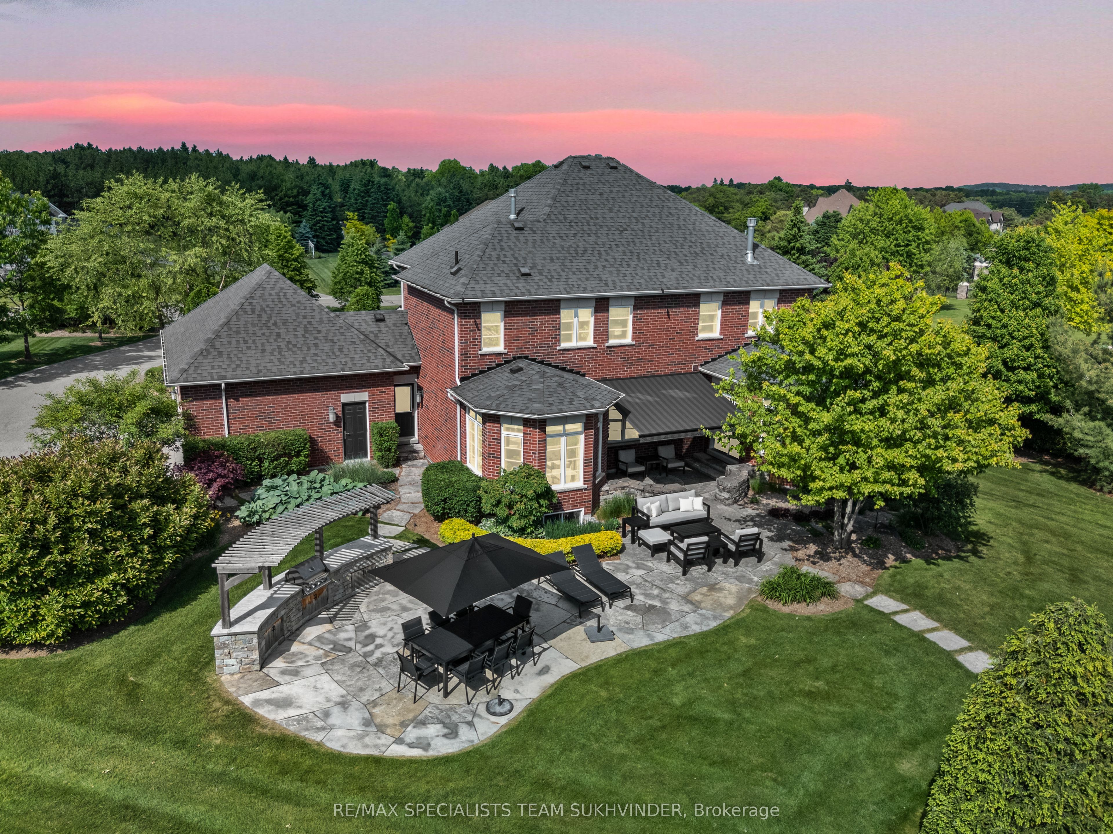 37 Doctor Reynar Road