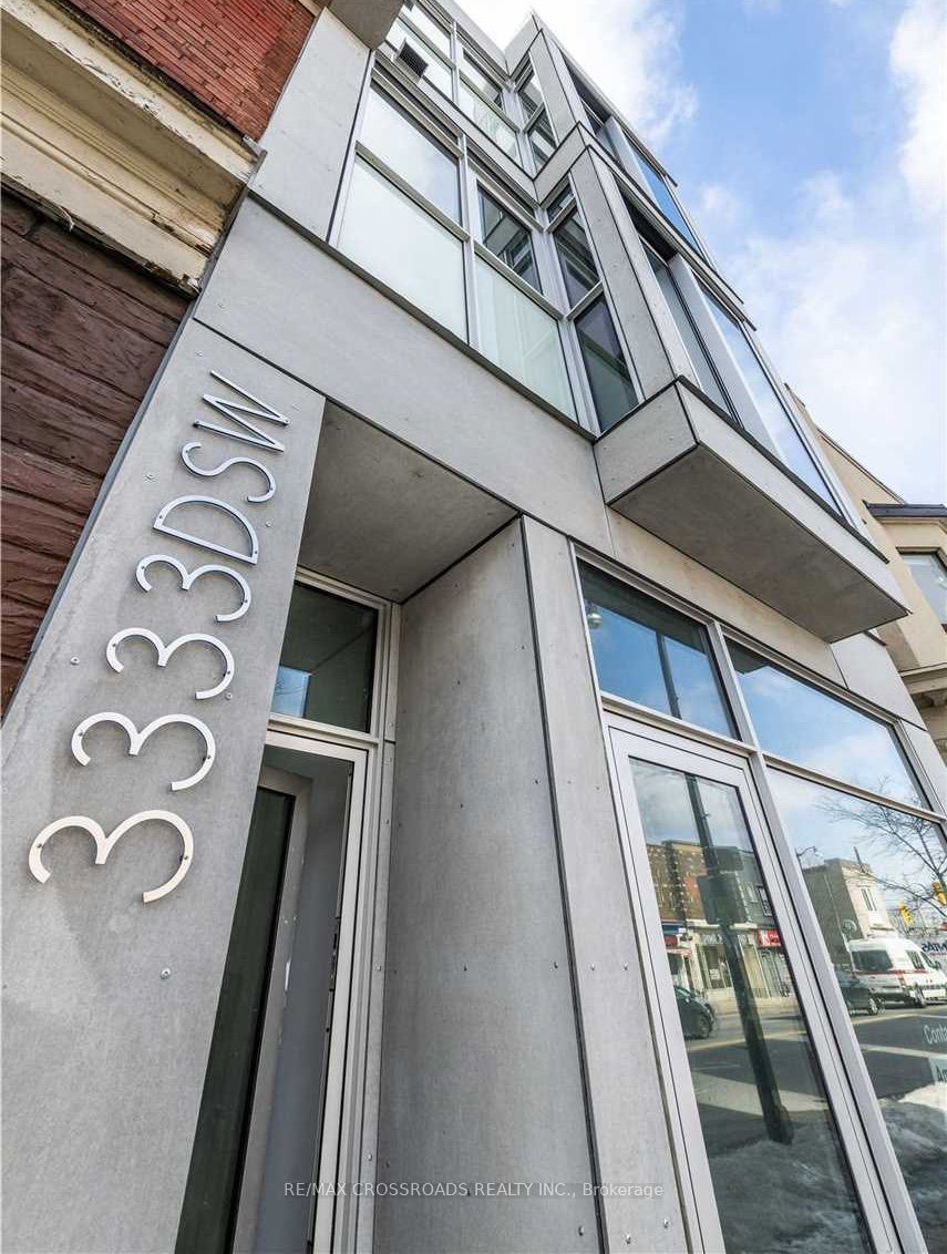 3333 Dundas Street W 1B