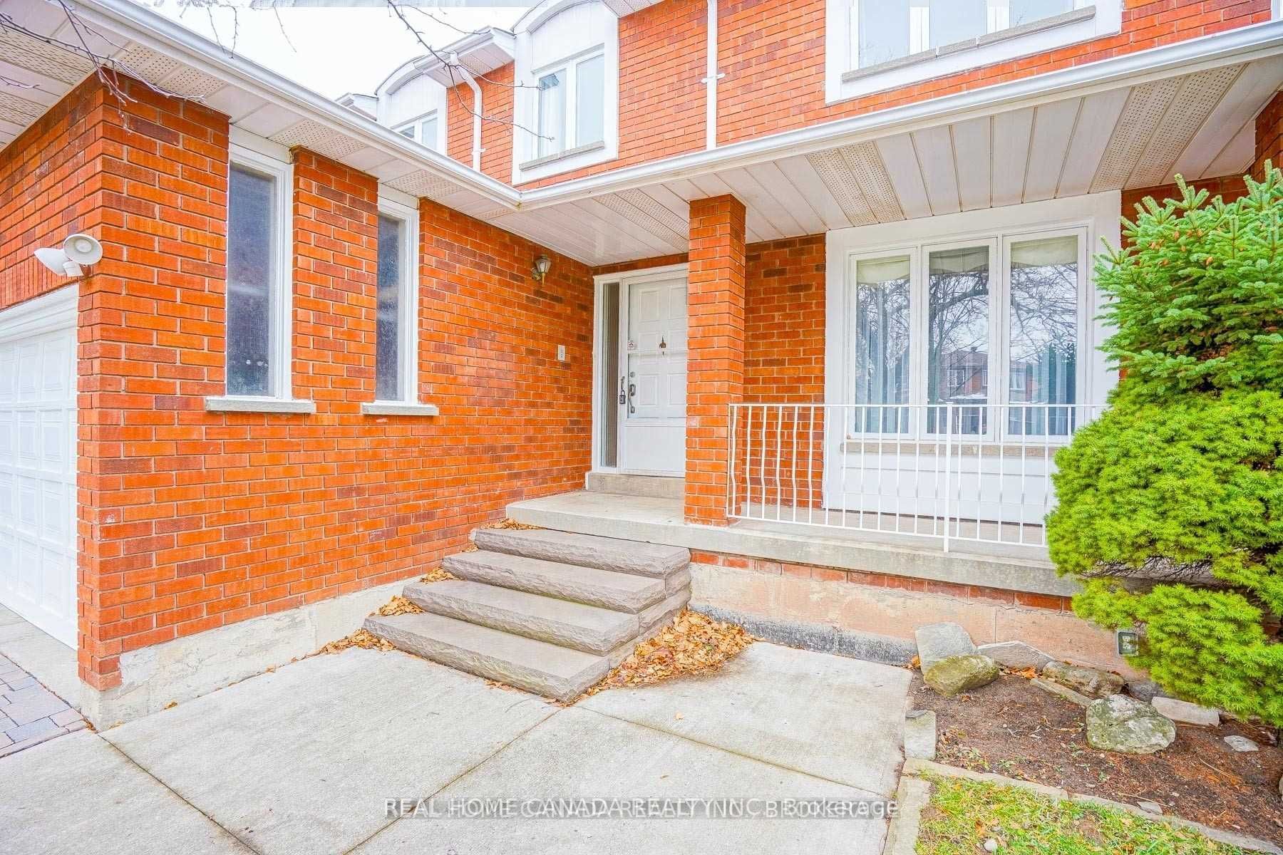 2056 Wincanton Crescent