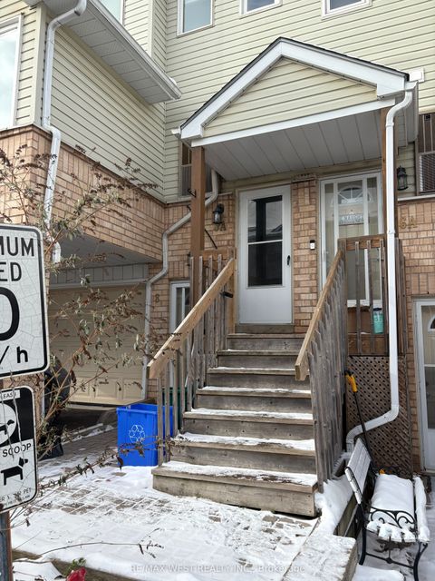 8A Wylie Circle Halton Hills ON L7G 5M1