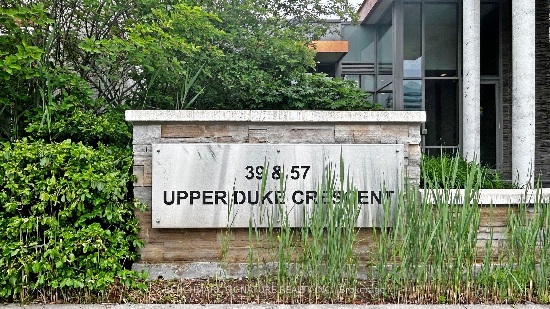 39 Upper Duke Crescent 318