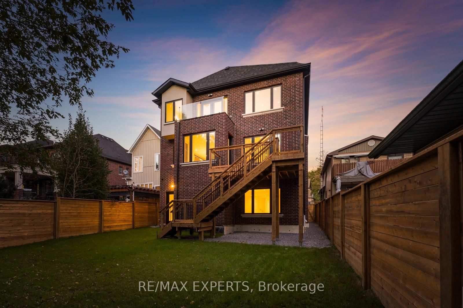 88 Moray Avenue